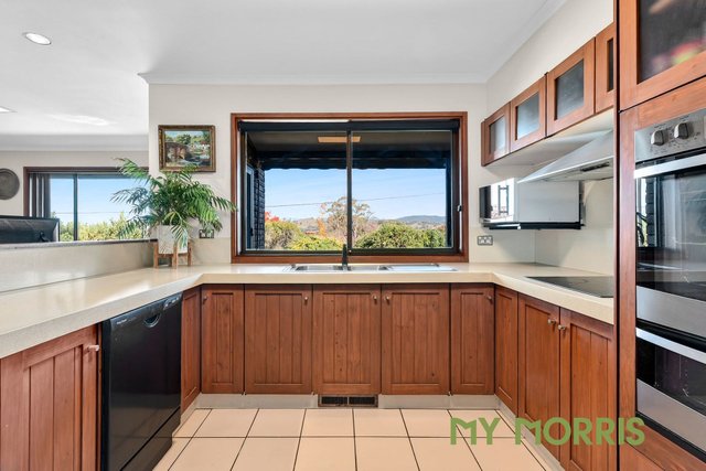 8 Simon Place, ACT 2902