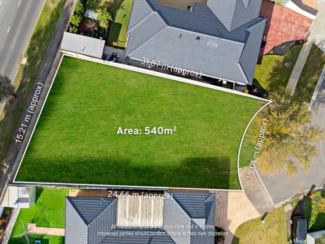 4 Marin Court, VIC 3037