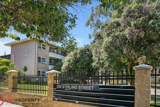 15/290 Stirling Street, WA 6000