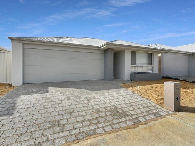32 Hopetoun Dr, WA 6034
