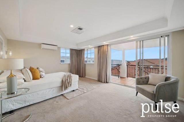 87A Riverton Drive West, WA 6148