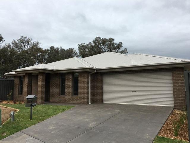 28 Weissel Court, NSW 2640