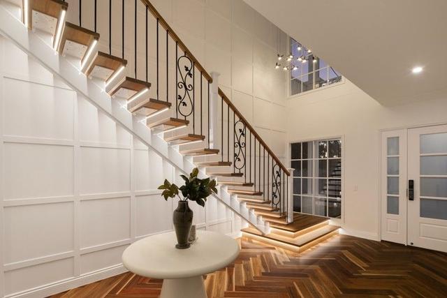 61 Pleystowe Crescent, QLD 4011