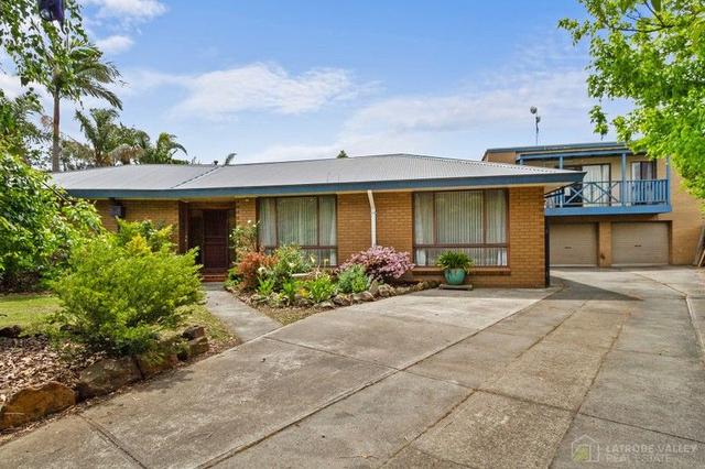 6 Field Court, VIC 3844