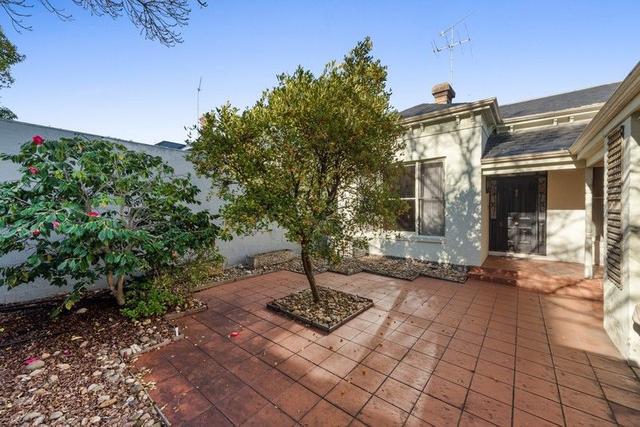 18 Woodside Crescent, VIC 3142