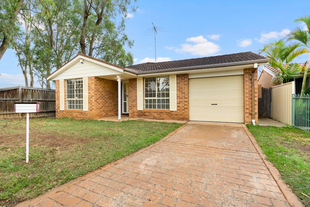 4 Athena Court, NSW 2759