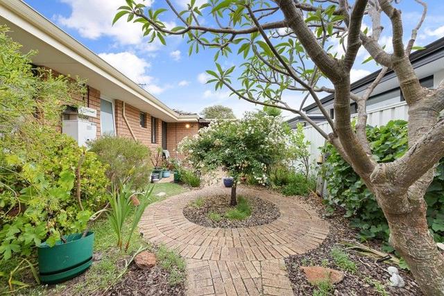 2/231 Armadale Road, WA 6105