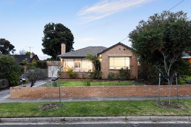 18 Stayner Grove, VIC 3189