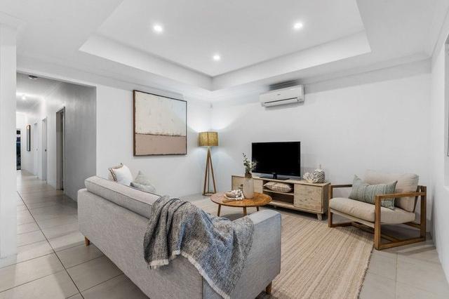 21 Saunton Way, WA 6030