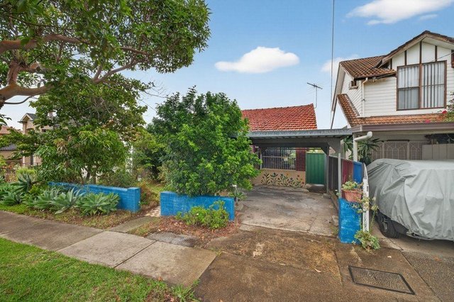 6 Lilac Street, NSW 2196