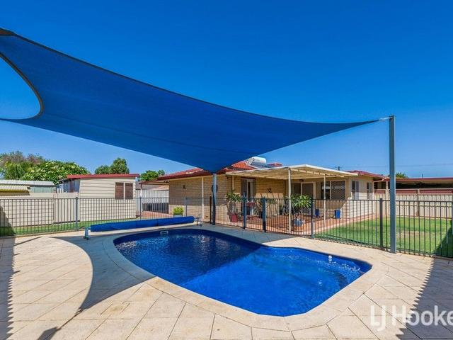 20 Currawong Way, WA 6108