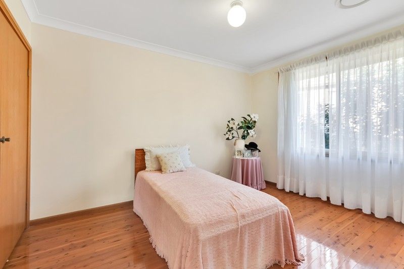 https://images.allhomes.com.au/property/photo/8ead9cd7927e869ab34a9b7e4deb4ec8_hd.jpg