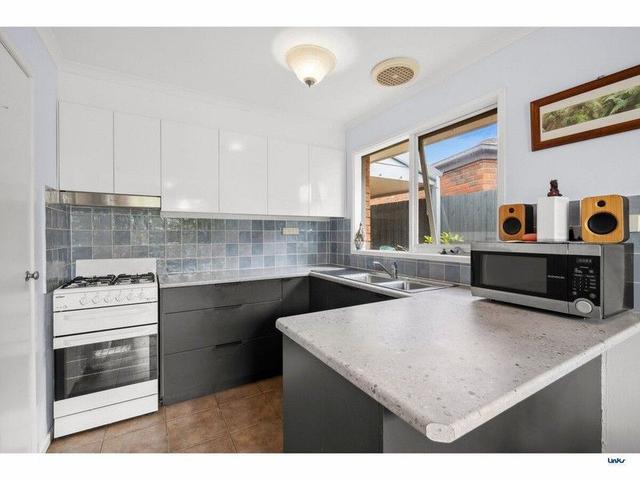 2 Glaneuse Avenue, VIC 3228