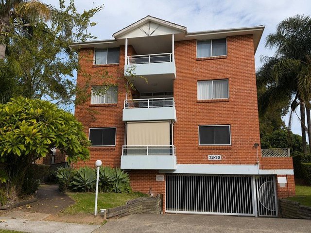 3/28 White Avenue, NSW 2200