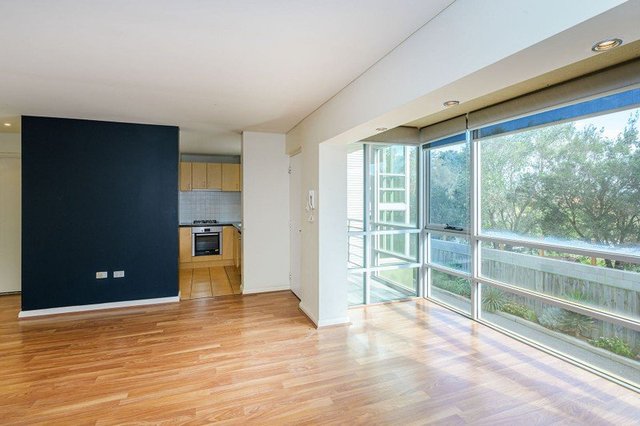 3/11 Rosendo Street, WA 6011