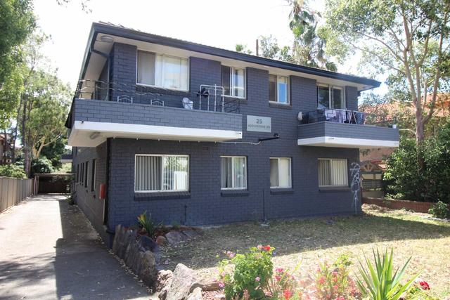 4/25 Addlestone Rd, NSW 2160