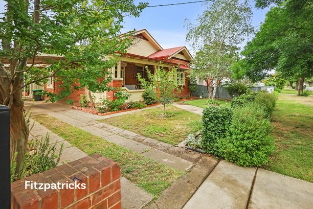 4 Rhoda Avenue, NSW 2650