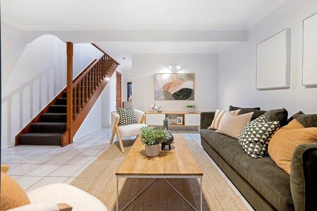 3/7-9 Angie Court, QLD 4218