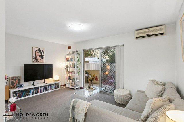 5/205 North Beach Drive, WA 6060