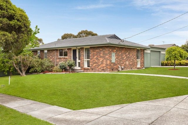 15 Mulduri  Crescent, VIC 3136