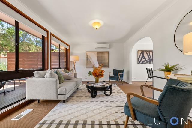 8 Marston Place, ACT 2904