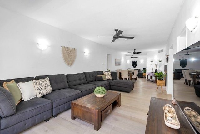 318/2-4 Macrossan Street, QLD 4877