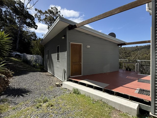 22A Emerald Crescent, NSW 2550