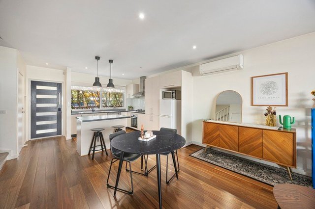 2B Wickham Road, VIC 3188