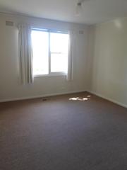 Bedroom 1 (2015-12-29)