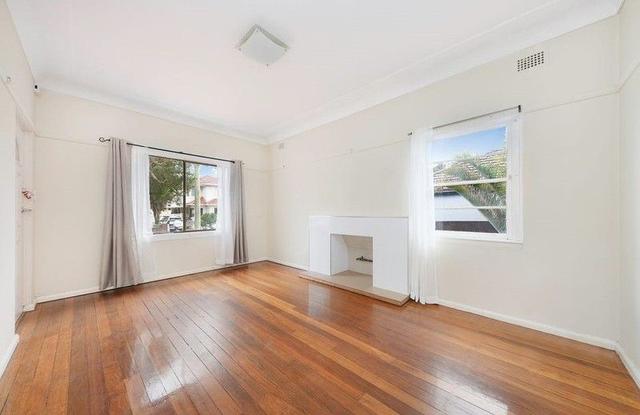 33 Fraser Avenue, NSW 2036