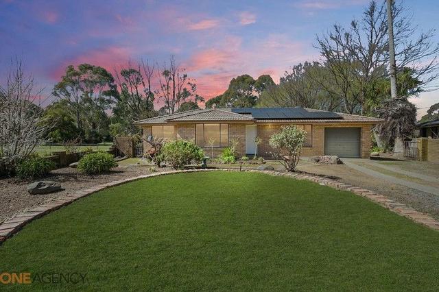 14 Northstoke Way, NSW 2800