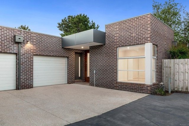 8/51 Morotai Parade, VIC 3081