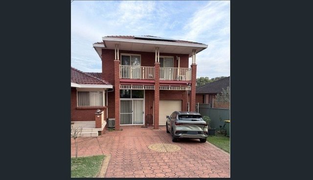 12 Ayres Crescent, NSW 2198