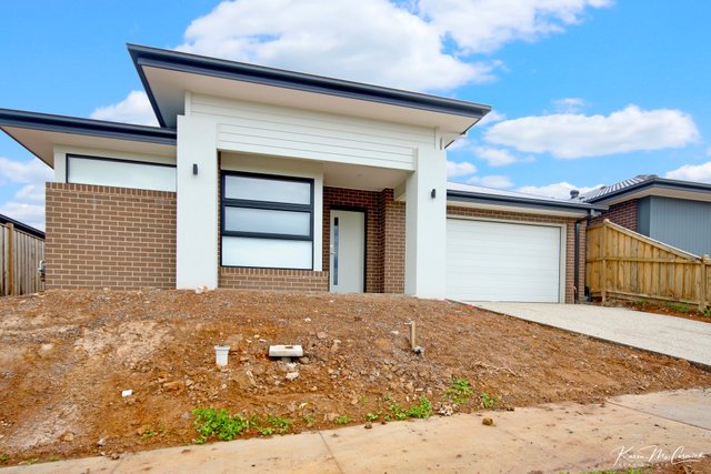 26 Snows Hill Avenue, VIC 3820