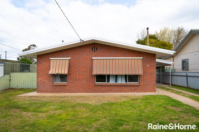 72 Tichborne Crescent, NSW 2650