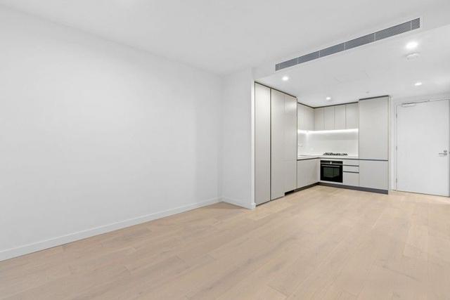 204B/200 Burwood Road, VIC 3122