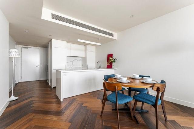 1118/555 St Kilda Road, VIC 3000