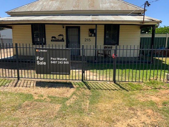215 William, NSW 2711