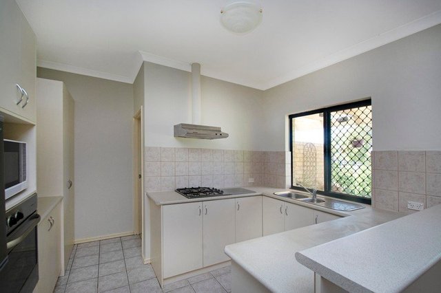 8/86 Ellersdale  Avenue, WA 6024