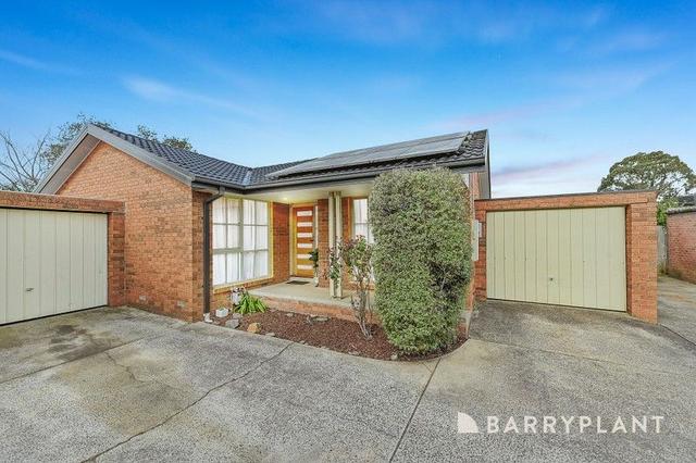 2/30 Strathavan Drive, VIC 3806