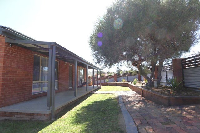 92 Blackett Avenue, NSW 2594