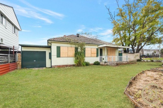1 Grimson Crescent, NSW 2170
