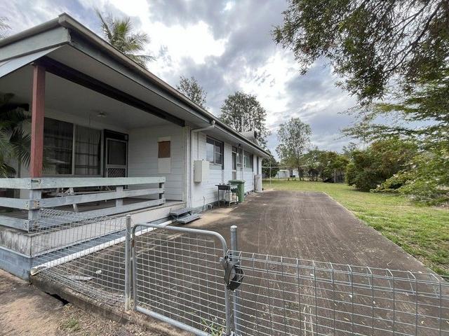 8 Menzies Street, QLD 4745