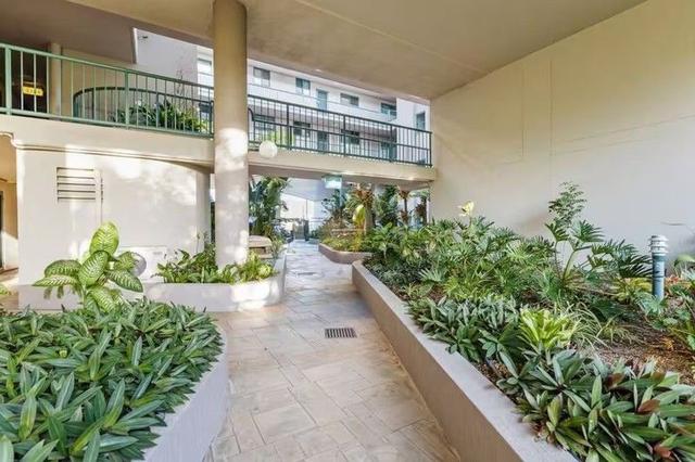 4/1 Burleigh Street, QLD 4220