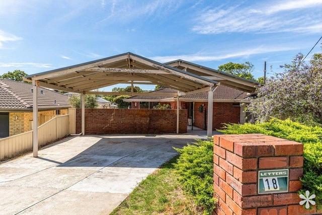 18 Davies Crescent, WA 6163