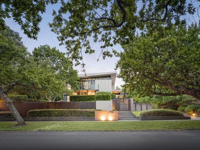 4 Knutsford Street, VIC 3103