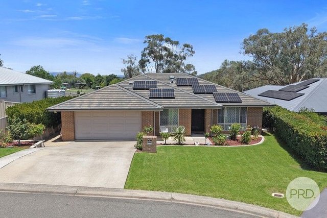 24 Snape Street, NSW 2343