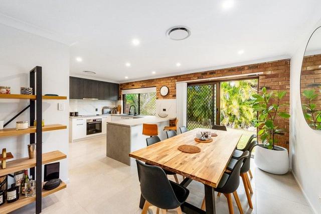 31 Orient Road, QLD 4104