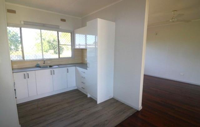 33 Knowsley Street East, WA 6728