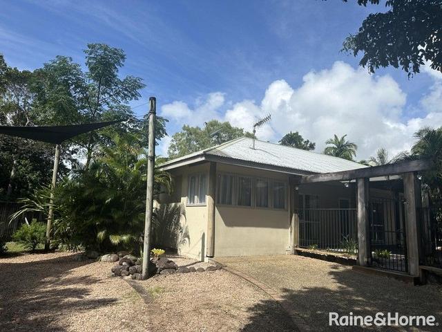 6 Albatross Close, QLD 4873